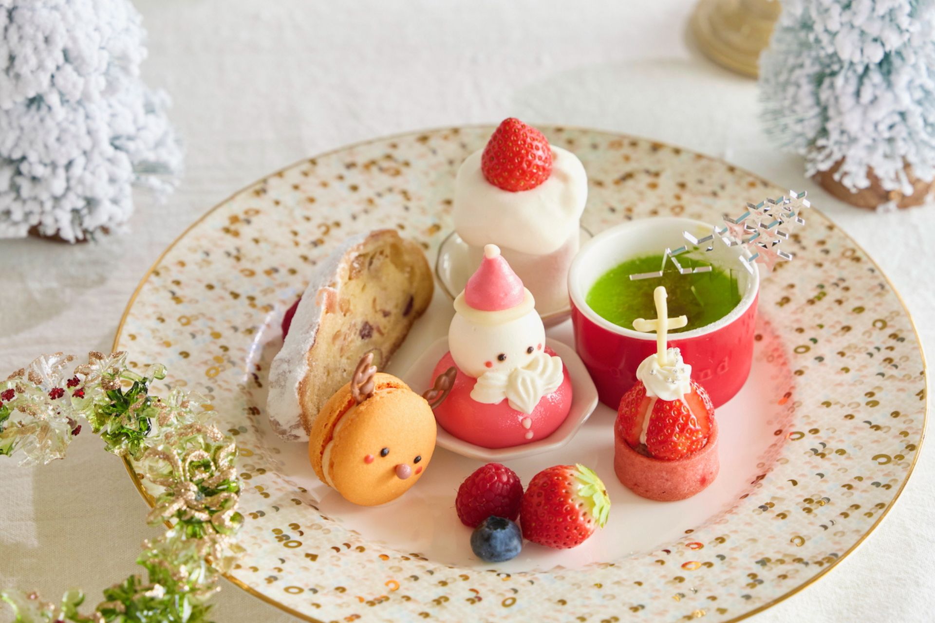 〈一日6食限定〉スイーツプレート ～ Xmas holy night（クリスマスホーリーナイト）～
