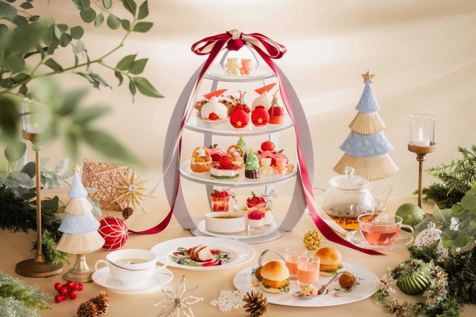 心ときめく、とっておきのクリスマスプレゼント。【前日までの要予約】アフタヌーンティーセット ～聖夜の贈り物～